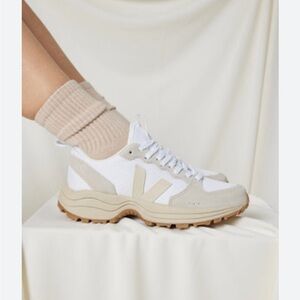 VENTURI ALVEOMESH - WHITE PIERRE NATURAL - VEJA